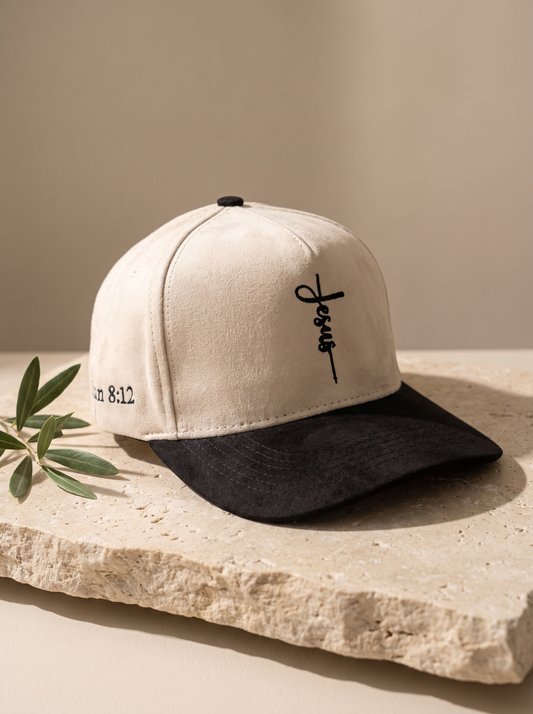 Gorra cristiana juan 8:12 (beige/negro)