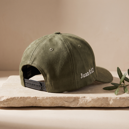 Gorra cristiana juan 8:12 (verde militar)